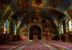 Экскурсия в Выдубицкий монастырь и ботсад
